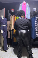 Load image into Gallery viewer, The Flirty Slit Leggings 💅🏽