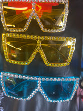 Load image into Gallery viewer, Bling Bling sun glasses
